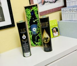 Lakonic Sun Extra Virgin Olive Oil, Cylinder Tin, 750 ml — lifestyle view
