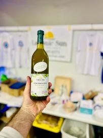 Lakonic Sun Unfiltered Early Harvest Olive Oil, 750 ml — lifestyle view