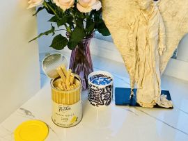 Pathos Lemon Cream Wafer Rolls, 400 g — lifestyle view